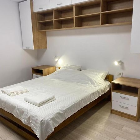 New Apartment Situat Pe Stefan Cel Mare, La 5 Min De Obor Bukarest Kültér fotó