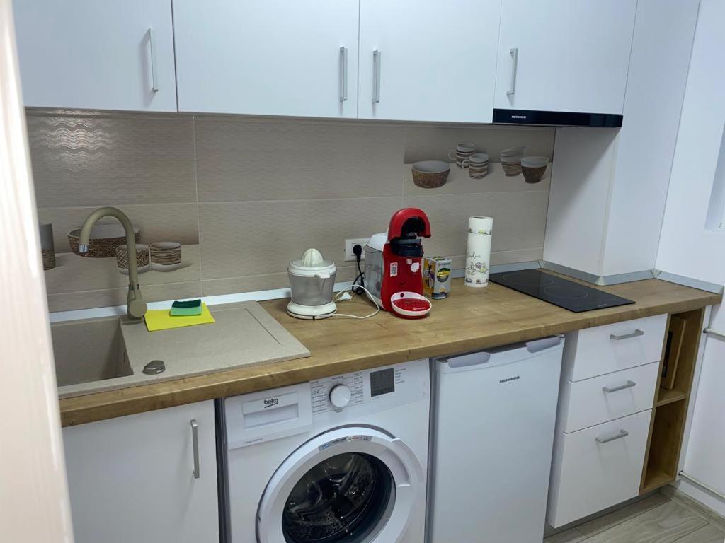 New Apartment Situat Pe Stefan Cel Mare, La 5 Min De Obor Bukarest Kültér fotó